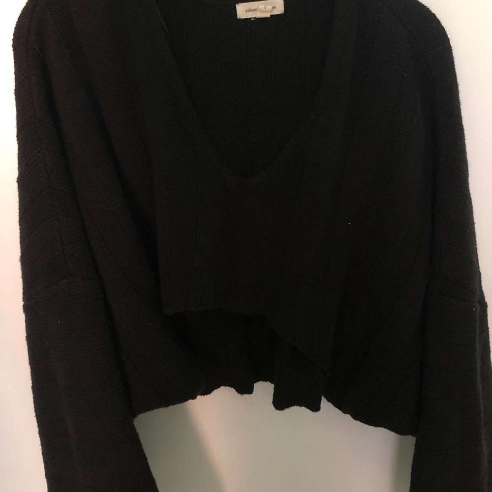 urban outfitters cropped sweater